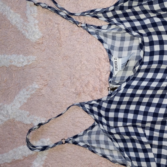 Gingham mini med fits xs - Picture 5 of 10